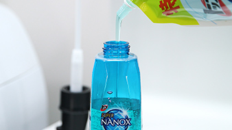 スーパーnanox プッシュボトル トップ ライオン株式会社